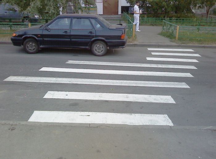 Суровые российские пешеходные переходы