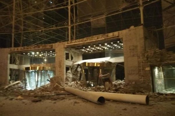 Во время землетрясения в Китае обрушился отель