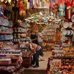 8 правил сбивания цен: как торговаться в туристических странах