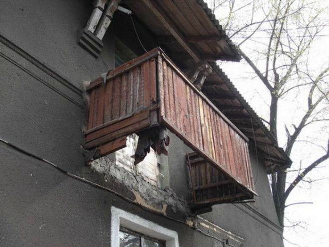 Экстремальный балкон без дна