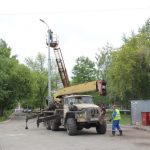 Для спасения котенка в Челябинске демонтировали фонарный столб