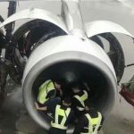 В Китае пожилая пассажирка набросала монет в турбину самолета